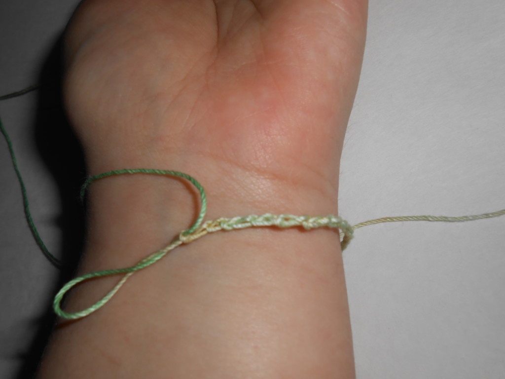 crochet love bracelet 4