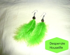 How to Make Beaded Feather Earrings {diy}